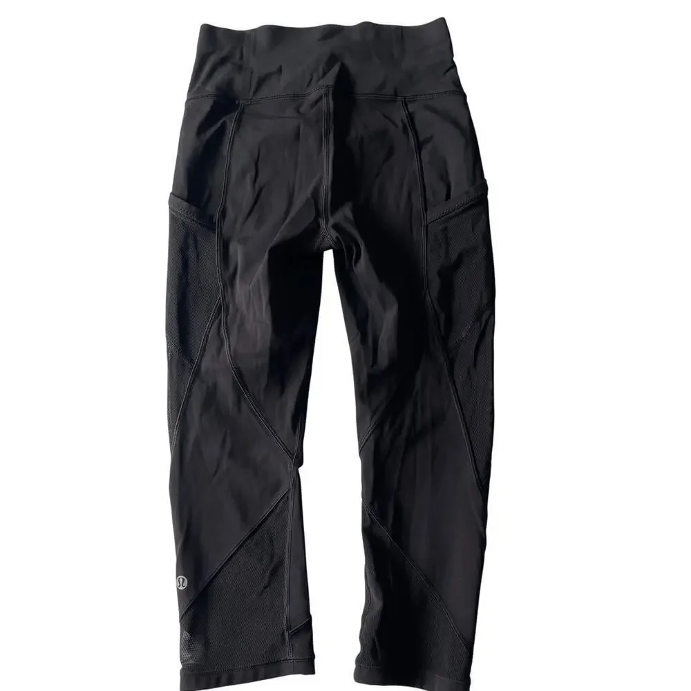 Lululemon Black Cropped Leggings Mesh Inserts Pockets Size 4
